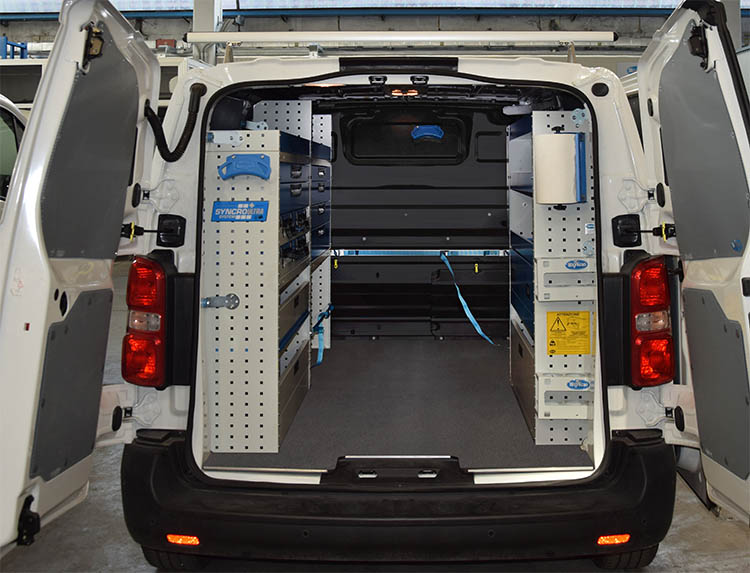 Proace allestito con sistema Syncro Emilia